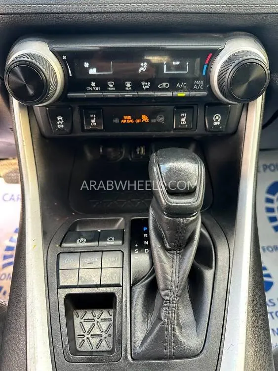 Toyota Rav4 2024 for Sale in Dubai Image-6