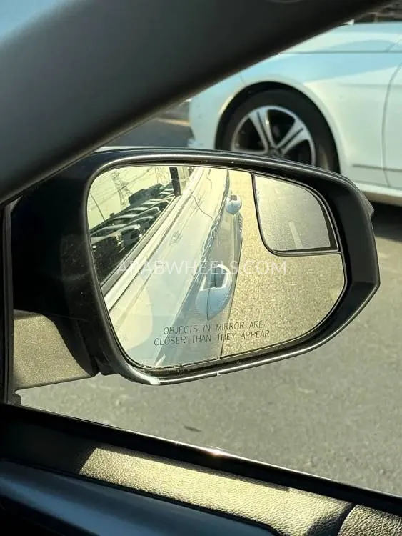 Toyota Rav4 2018 for Sale in Dubai Image-11