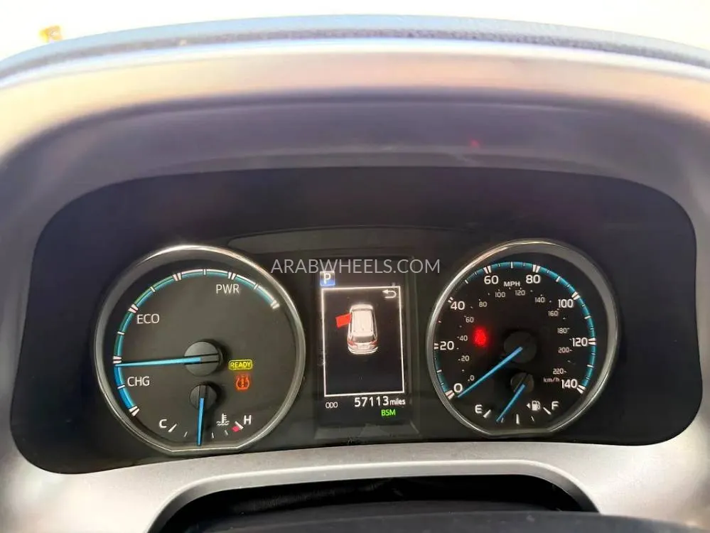 Toyota Rav4 2018 for Sale in Dubai Image-8