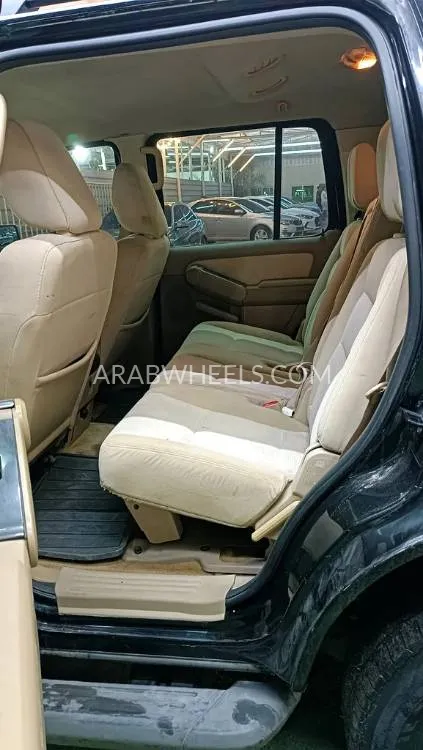 Ford Explorer 2009 for Sale in Ajman Image-10