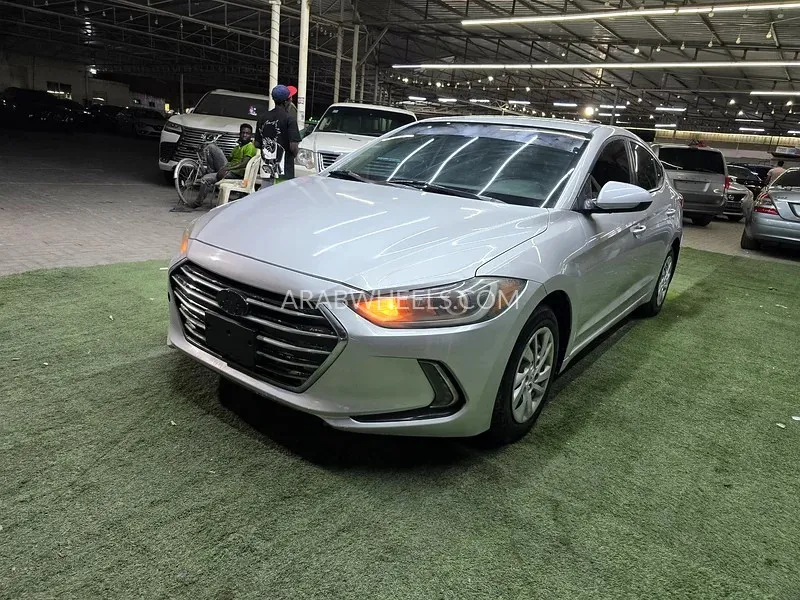 Hyundai Elantra 2017 for Sale in Ajman Image-11