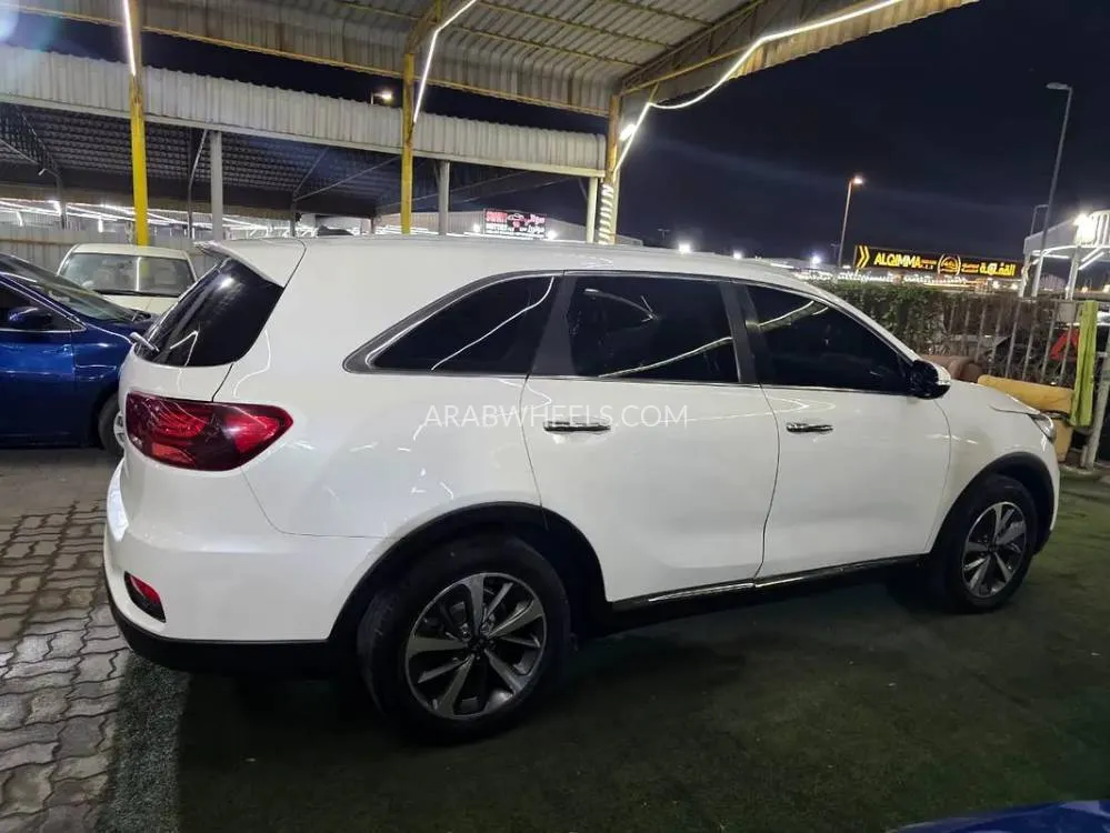 Kia Sorento 2020 for Sale in Ajman Image-8