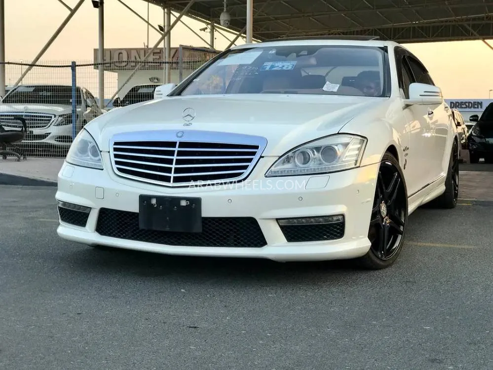 Mercedes Benz CLS Class 2010 for Sale in Dubai Image-10