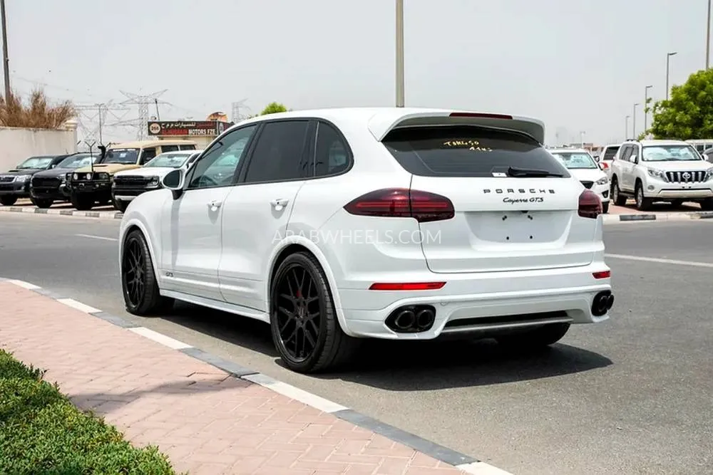 Porsche Cayenne 2016 for Sale in Dubai Image-14