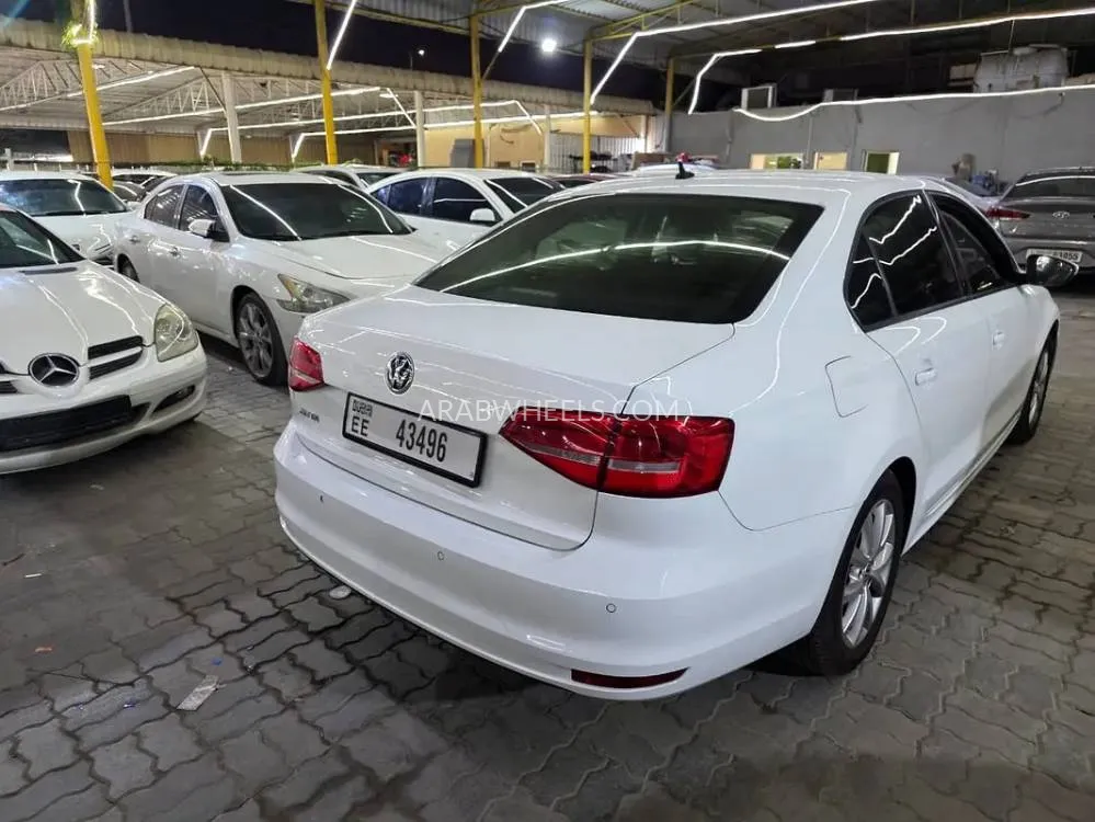 Volkswagen Jetta 2016 for Sale in Ajman Image-5
