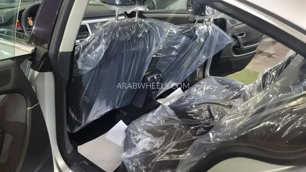 Volkswagen Passat 2011 for Sale in Ajman Image-12