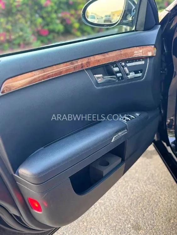 مرسيدس بنز CLS Class 2011 for Sale in دبي Image-4