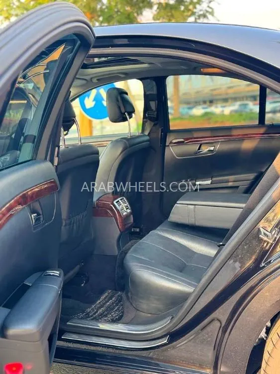 مرسيدس بنز CLS Class 2011 for Sale in دبي Image-19