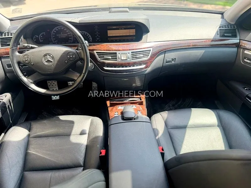 مرسيدس بنز CLS Class 2012 for Sale in دبي Image-4