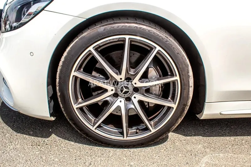 مرسيدس بنز CLS Class 2019 for Sale in دبي Image-5