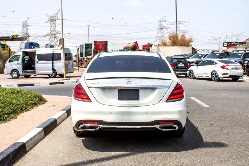 مرسيدس بنز CLS Class 2019 for Sale in دبي Image-8