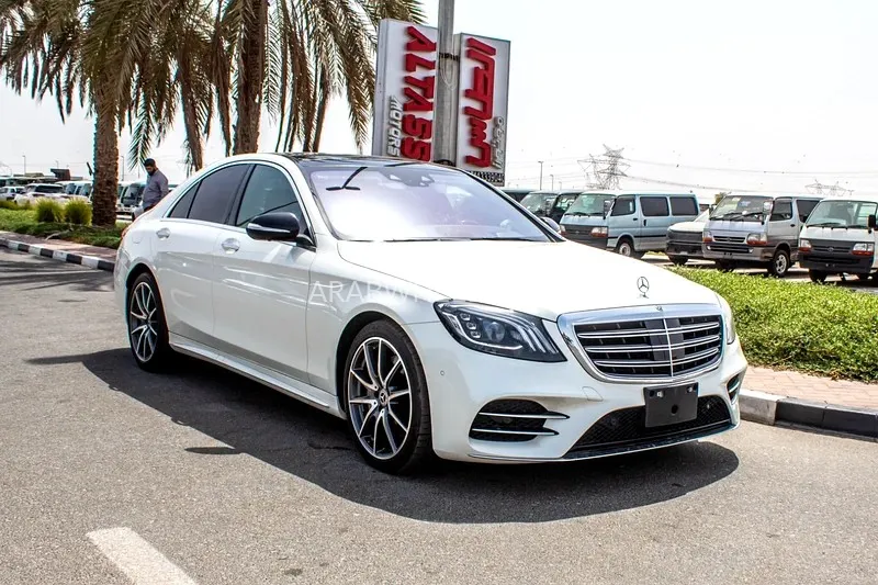 مرسيدس بنز CLS Class 2019 for Sale in دبي Image-11