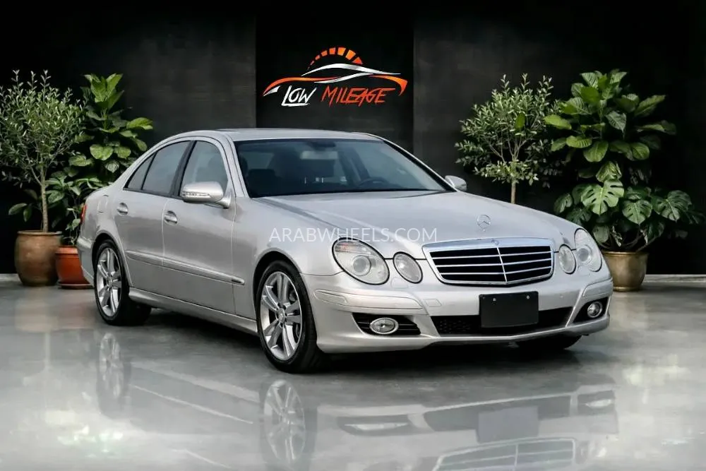 Mercedes Benz E Class 2008 for Sale in Dubai Image-17