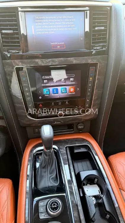 Nissan Patrol 2021 for Sale in Dubai Image-10