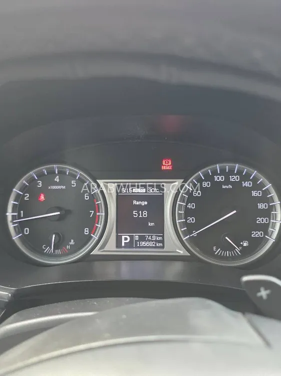 Suzuki Vitara 2018 for Sale in Sharjah Image-4