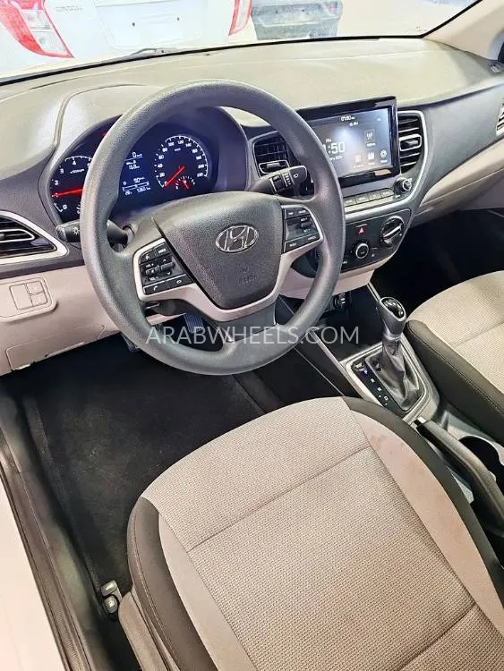 Hyundai Accent 2023 for Sale in Umm Al Quwain Image-14