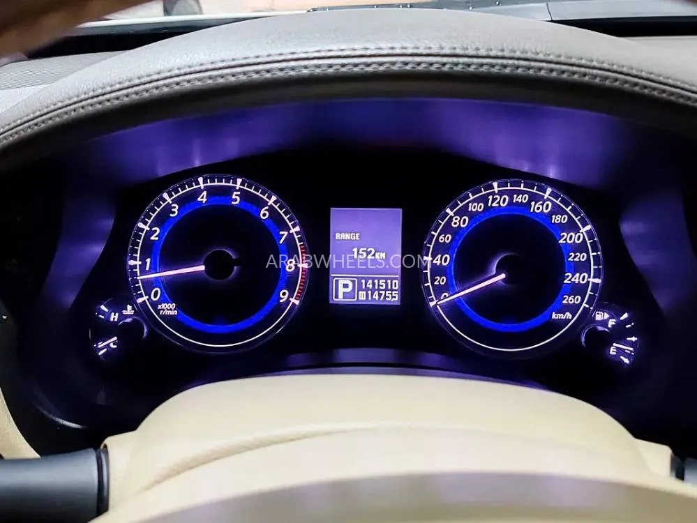 Infiniti QX50 2015 for Sale in Umm Al Quwain Image-13