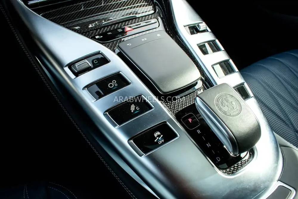 Mercedes Benz AMG GT 2023 for Sale in Dubai Image-2