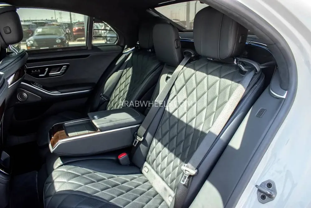Mercedes Benz CLS Class 2022 for Sale in Dubai Image-15