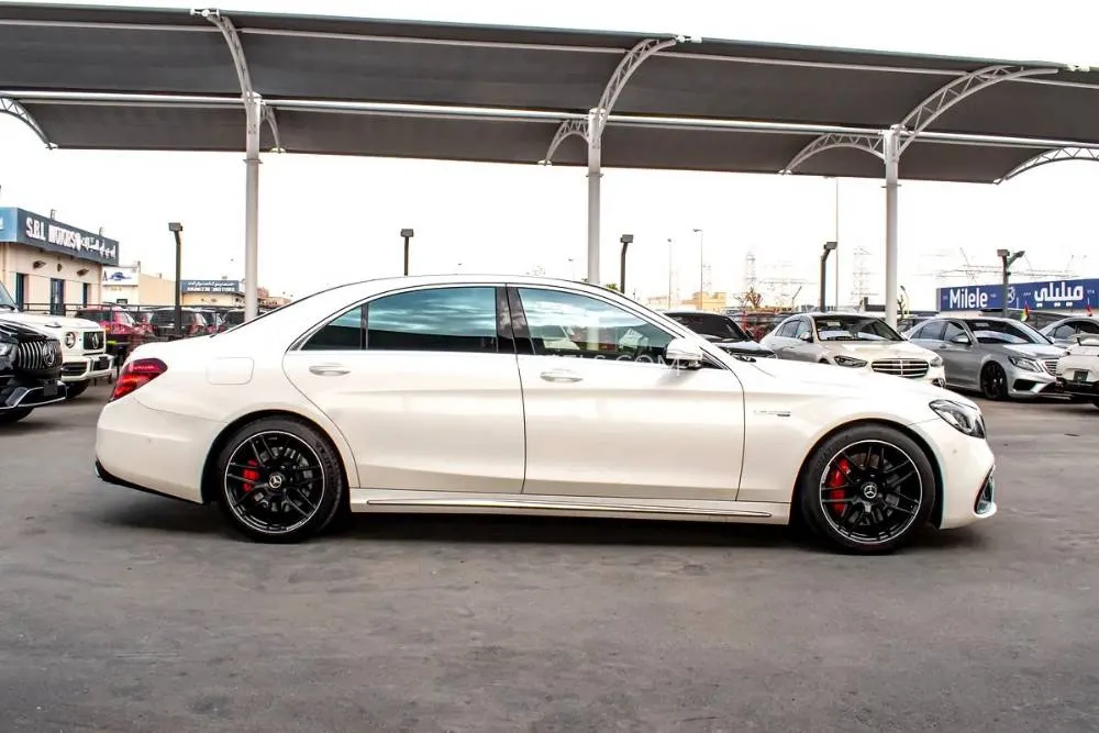 Mercedes Benz CLS Class 2018 for Sale in Dubai Image-5