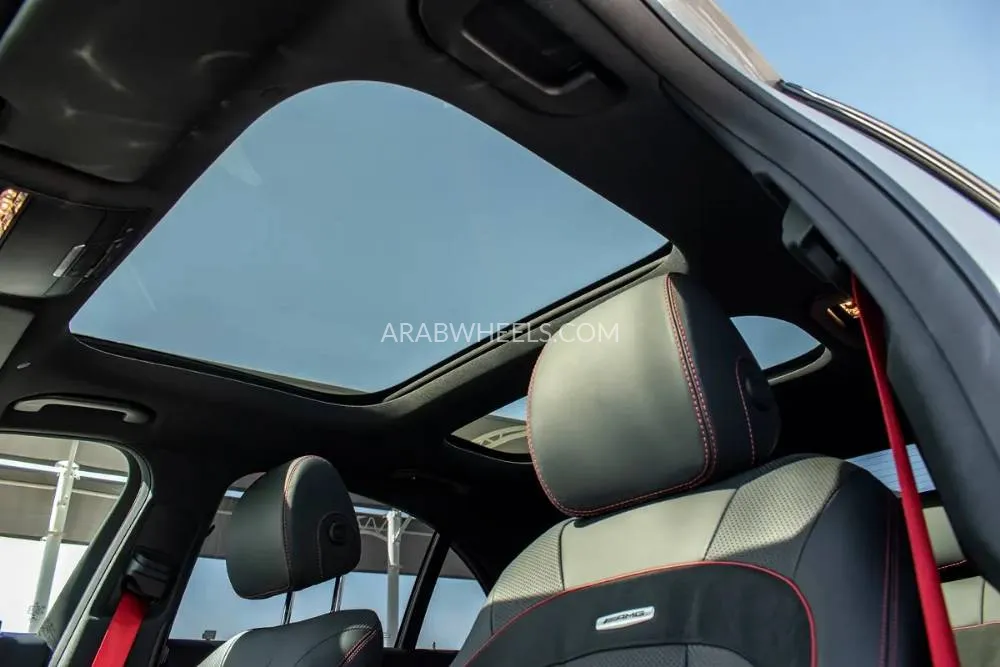 Mercedes Benz E Class 2019 for Sale in Dubai Image-10