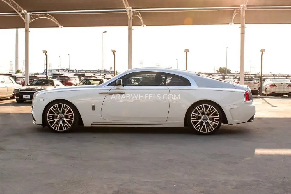 Rolls Royce Wraith 2015 for Sale in Dubai Image-2