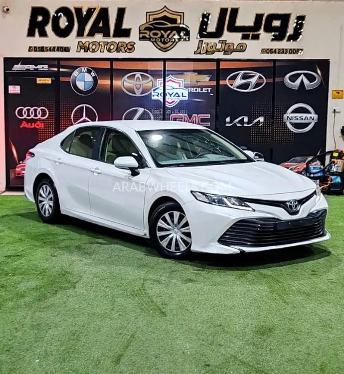 Toyota Camry 2019 for Sale in Umm Al Quwain Image-9