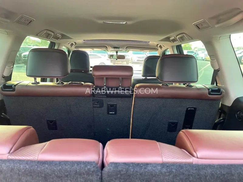 Toyota Land Cruiser Prado 2020 for Sale in Dubai Image-8