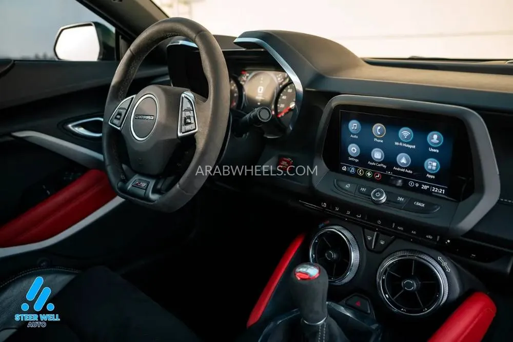 شيفروليه كامارو 2021 for Sale in الشارقة Image-12