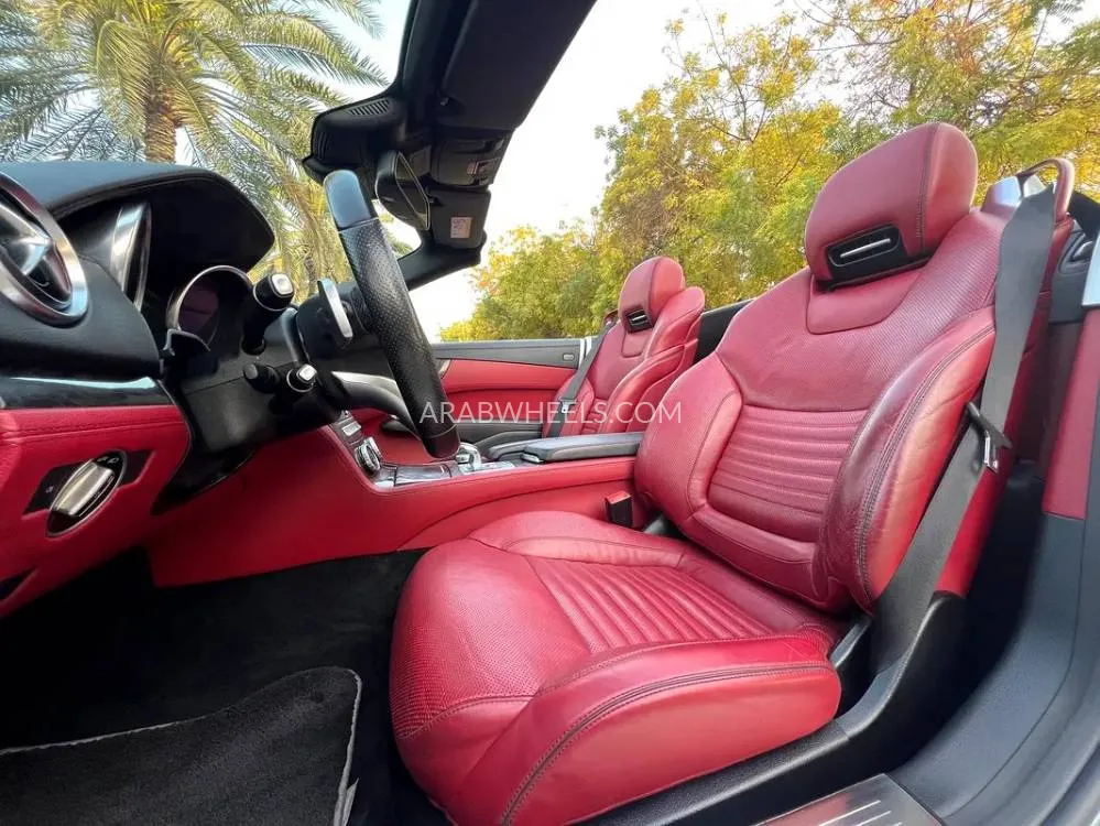 Mercedes Benz SL Class 2017 for Sale in Sharjah Image-15