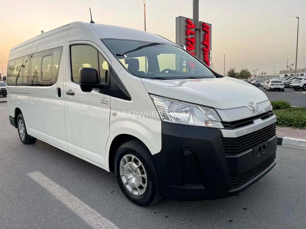 Toyota Hiace 2020 for Sale in Dubai Image-15