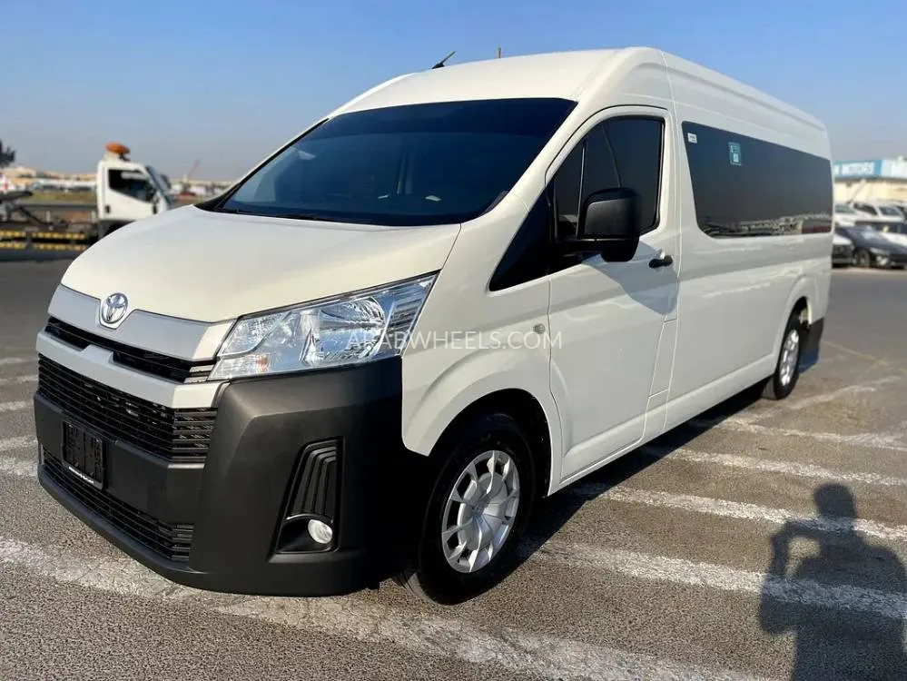 Toyota Hiace 2025 for Sale in Dubai Image-6