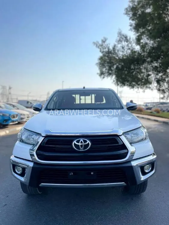 Toyota Hilux 2021 for Sale in Dubai Image-10