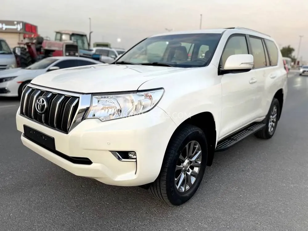 Toyota Land Cruiser Prado 2020 for Sale in Dubai Image-13