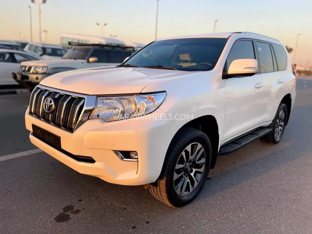 Toyota Land Cruiser Prado 2022 for Sale in Dubai Image-11