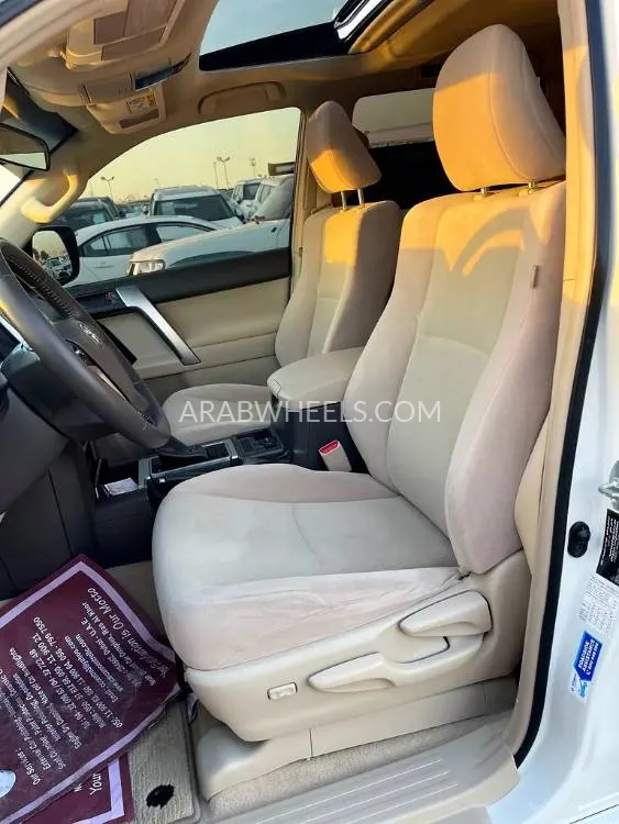 Toyota Land Cruiser Prado 2022 for Sale in Dubai Image-17