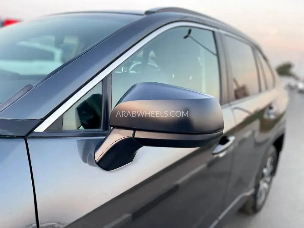 Toyota Rav4 2020 for Sale in Dubai Image-17