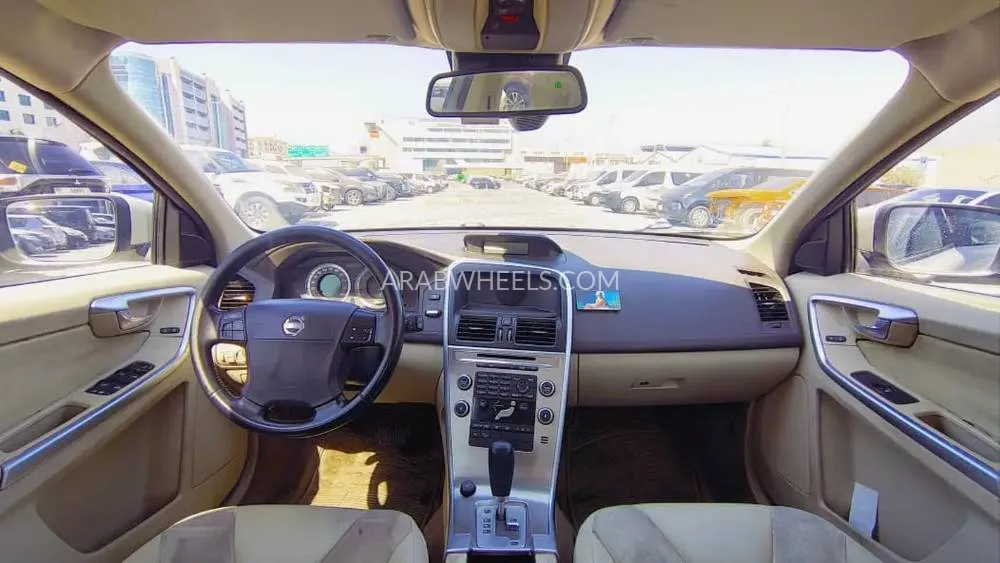 Volvo XC60 2009 for Sale in Dubai Image-4