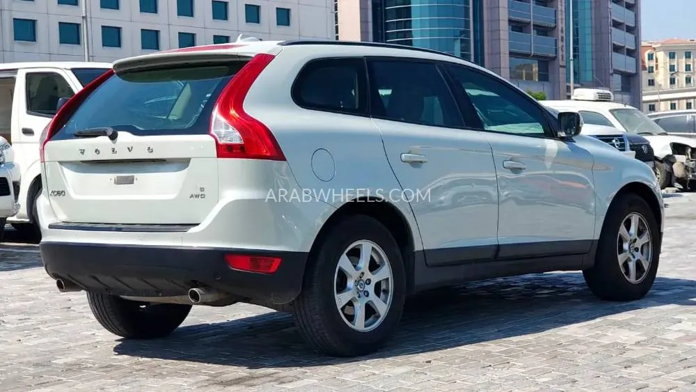 Volvo XC60 2009 for Sale in Dubai Image-10