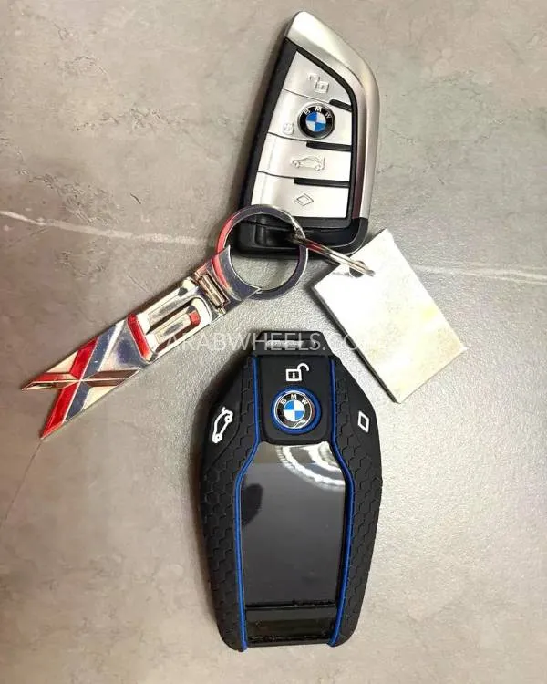 BMW X6 2023 for Sale in Dubai Image-16