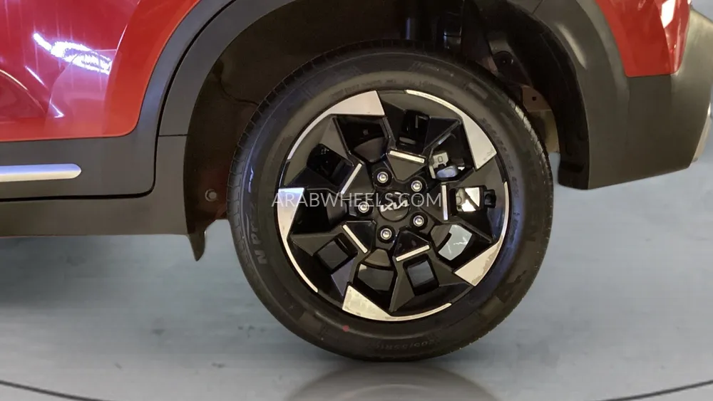 Kia Sonet 2025 for Sale in Sharjah Image-9