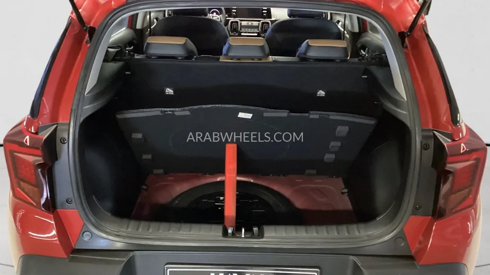 Kia Sonet 2025 for Sale in Sharjah Image-15