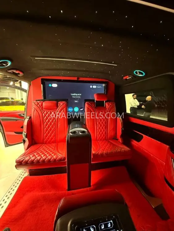 Mercedes Benz V Class 2022 for Sale in Dubai Image-16