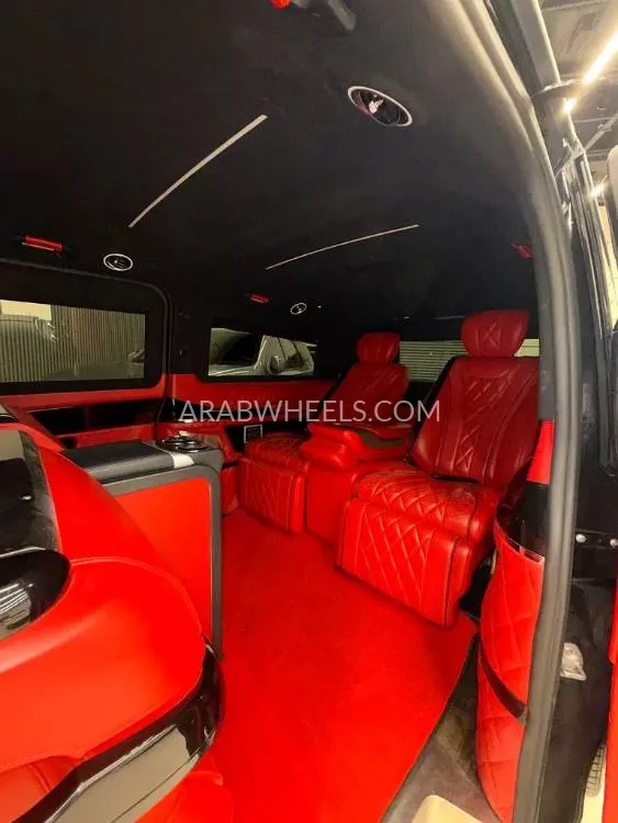Mercedes Benz V Class 2022 for Sale in Dubai Image-17