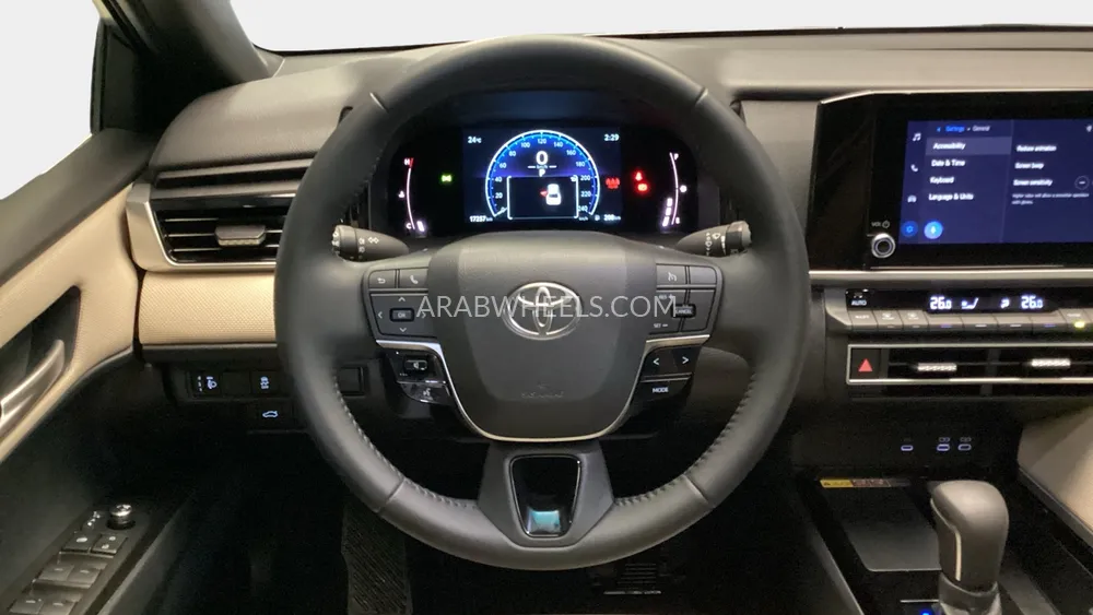 Toyota Camry 2025 for Sale in Sharjah Image-22