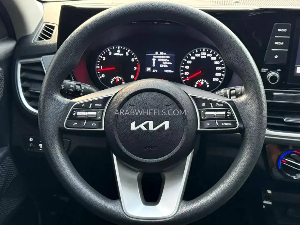 كيا سيلتوس 2023 for Sale in الشارقة Image-6