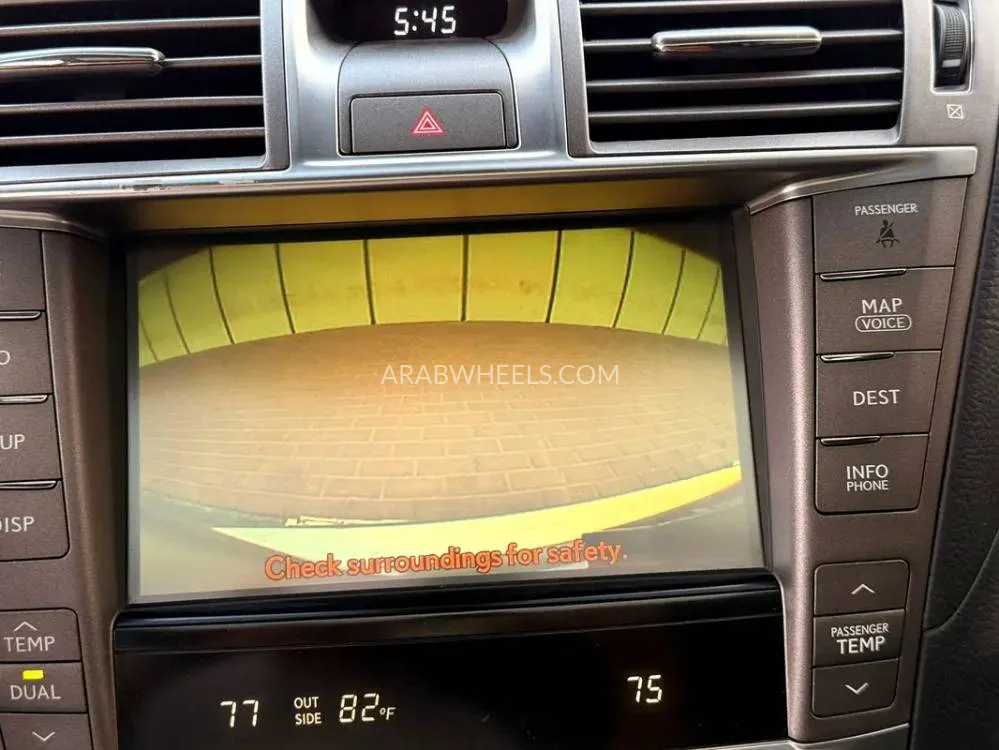 Lexus LS 2010 for Sale in Sharjah Image-8