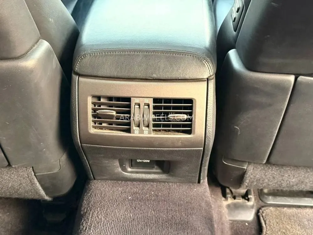 لكزس LS 2010 for Sale in الشارقة Image-20