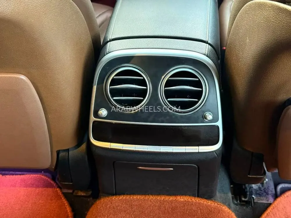 Mercedes Benz CLS Class 2015 for Sale in Sharjah Image-11