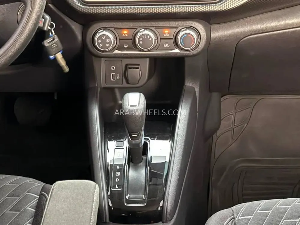 Nissan Kicks 2024 for Sale in Sharjah Image-13